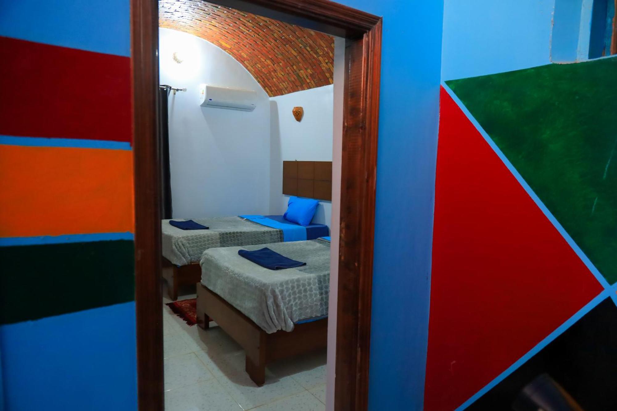 אסואן Jamaica Guest House חדר תמונה