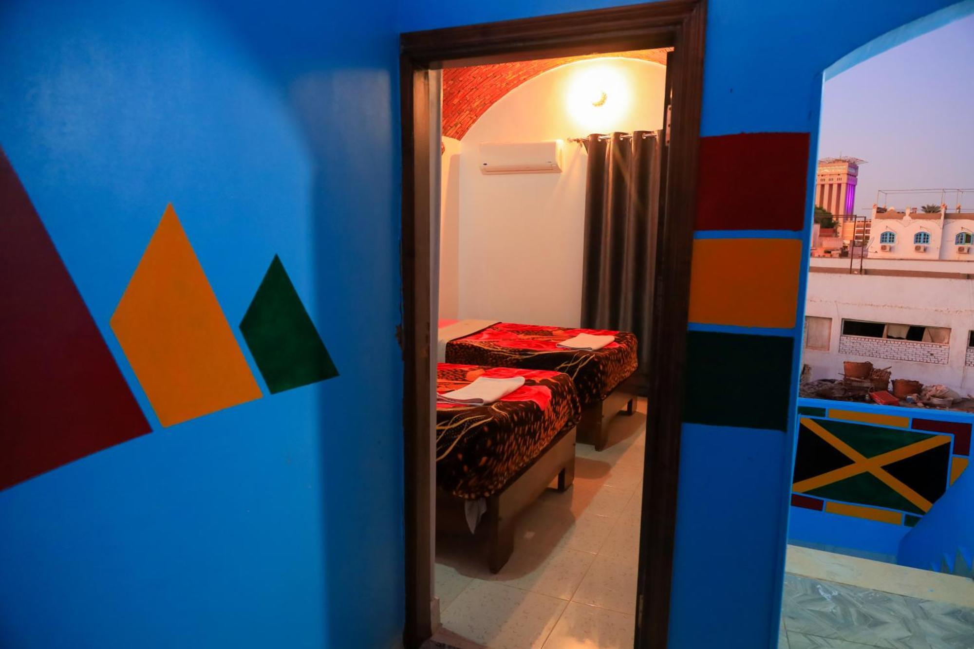 אסואן Jamaica Guest House חדר תמונה